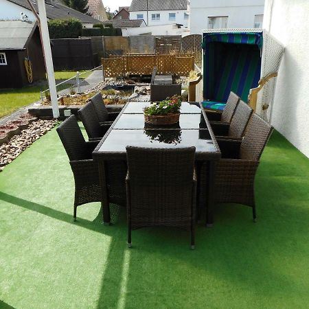 Modernes Ferienhaus Der Besonderen Art Mit Garten Lohne  Luaran gambar
