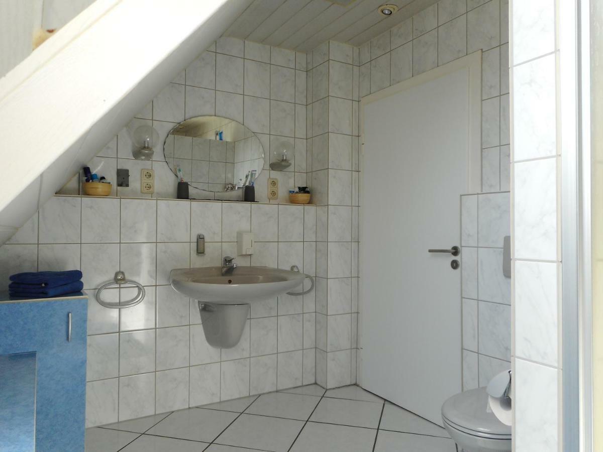 Modernes Ferienhaus Der Besonderen Art Mit Garten Lohne  Luaran gambar